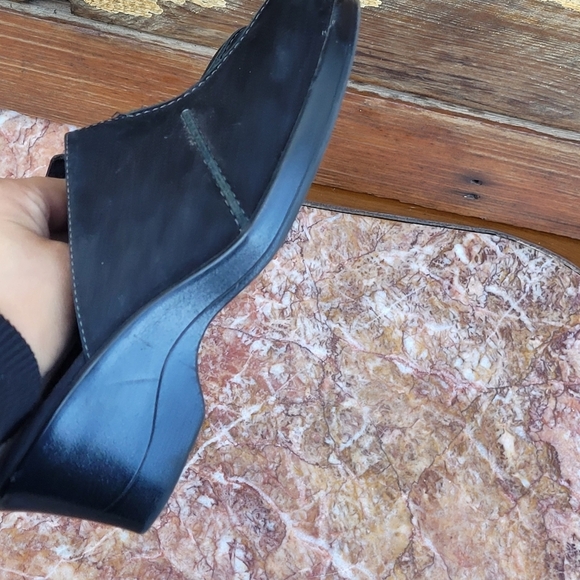 Clarks Suede Slip On Casual Wedge Clog Mule Shoes Sz 6 - Picture 6 of 16